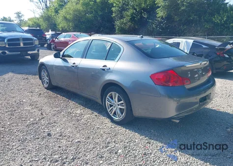 2013 Infiniti G37X из США, поврежденный, VIN JN1CV6AR6DM766489